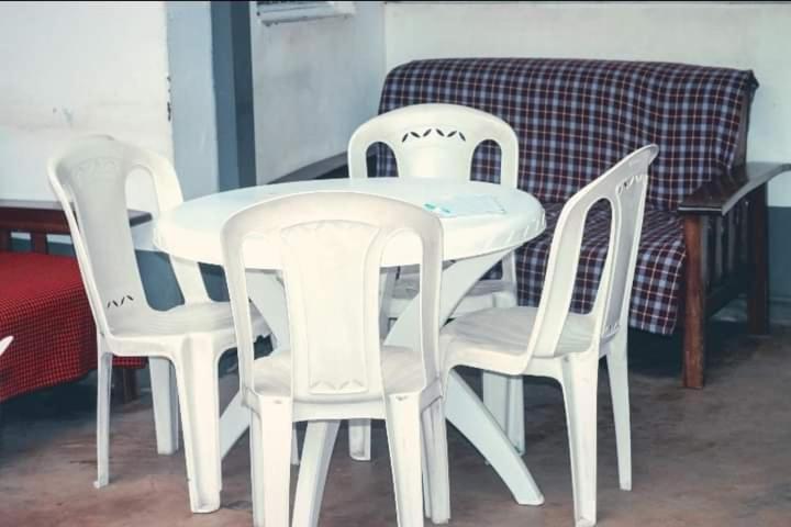 Pinkroses Gardens Hostel Nairobi Eksteriør bilde