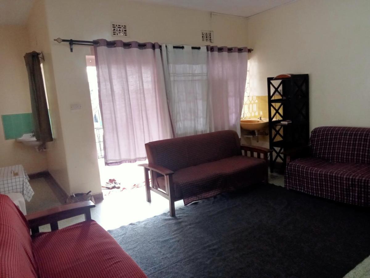 Pinkroses Gardens Hostel Nairobi Eksteriør bilde